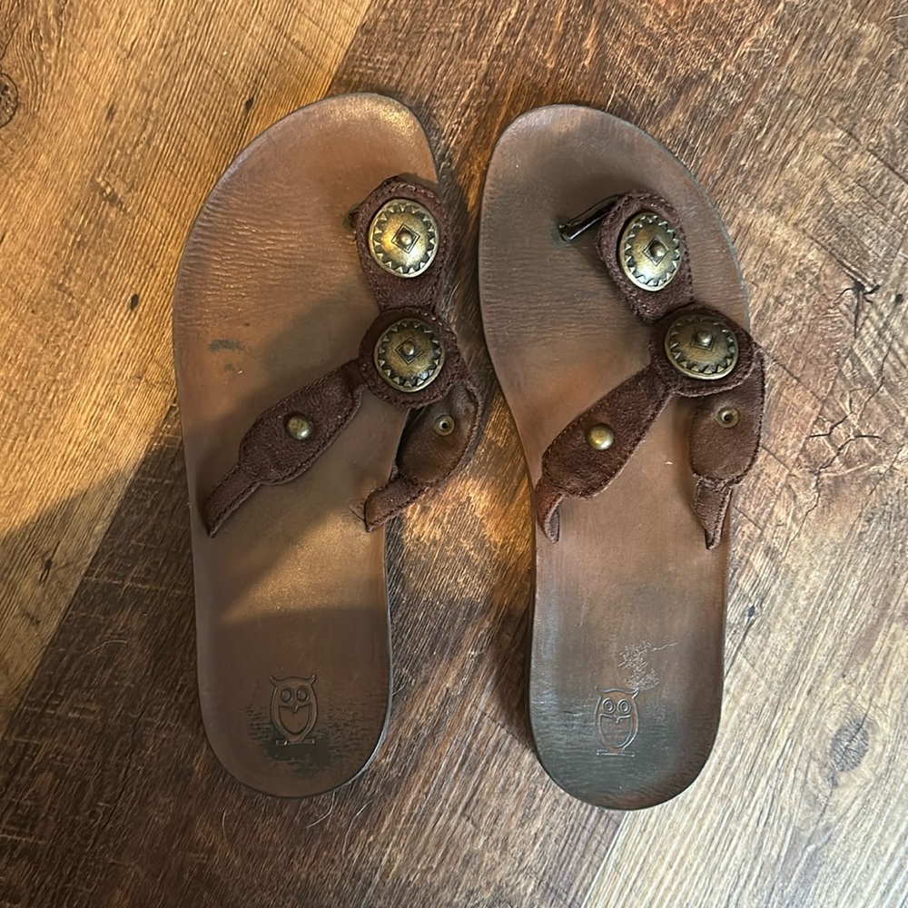 Brown Mossimo Flip Flops with embellishment